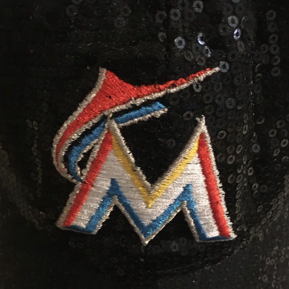 PINK FLORIDA MIAMI MARLINS black SEQUIN HAT - Picture 6 of 9